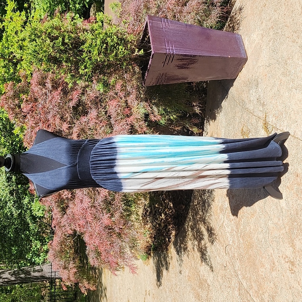 🖤💙NWT💙🖤 T Party Womens Navy Blue Light Blue Summer Tie Dye Halter Maxi Dress